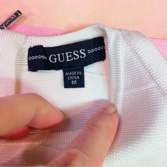 Guess white rhinestone sleeveless zip back crop top M - Picture 5 of 11